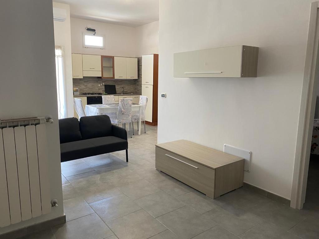 Holiday Patrizia'S Home San Giorgio Ionico Bagian luar foto